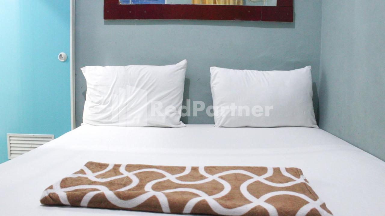 Snow White Residence Near Grogol Mitra Reddoorz Jakarta Bagian luar foto